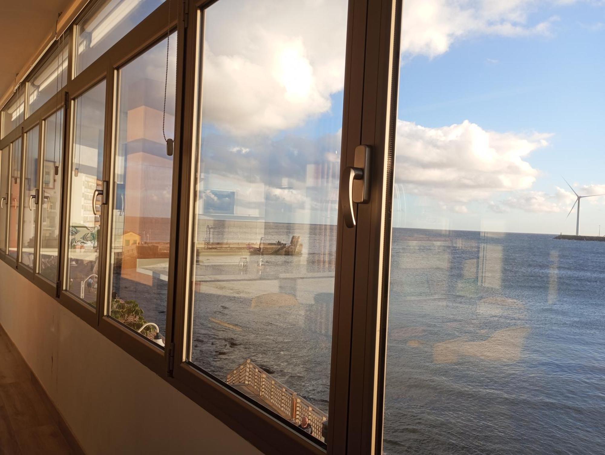 Sea View On Arinaga Beach Appartement Buitenkant foto
